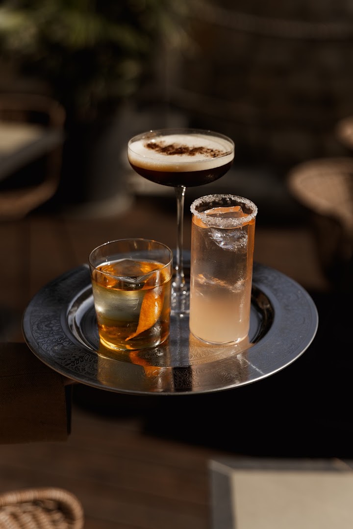 Sombra: high quality professional drink photography