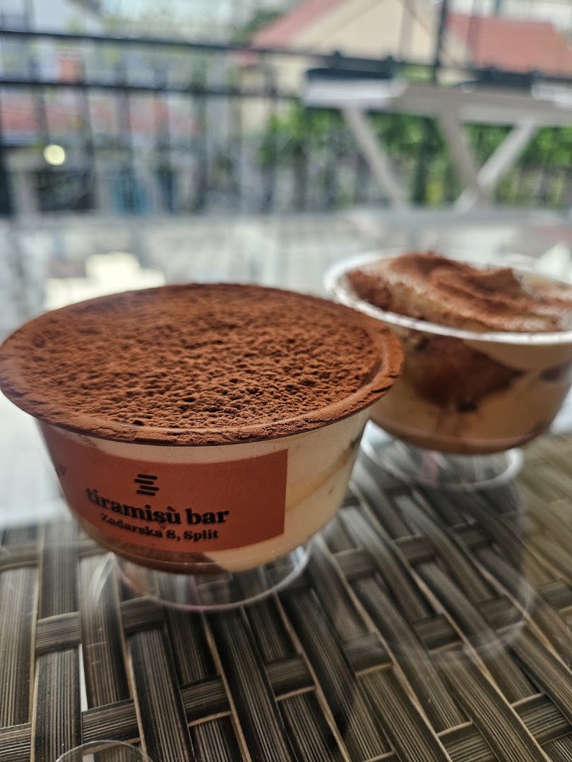 Tiramisu Bar: appetizing photo of venue products