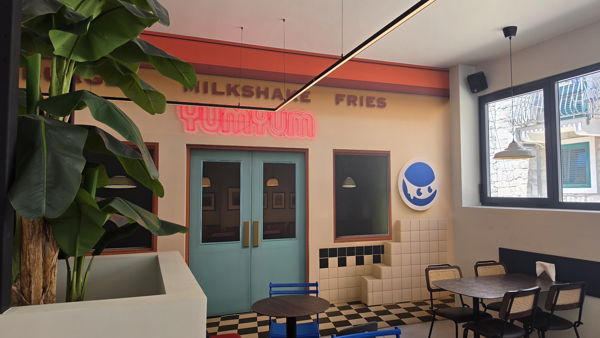 Yum Yum Burger Bar: attractive, well-lit restaurant interior