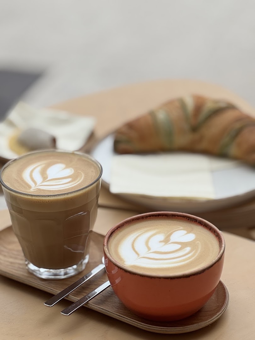 Agape Specialty Coffee: appealing, high-quality breakfast food photography