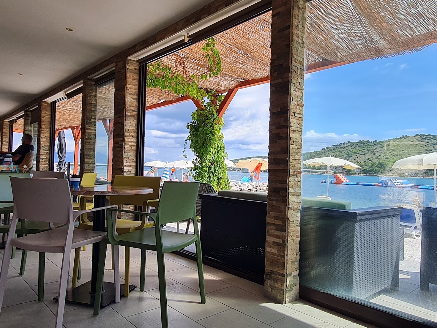 Baketina: inviting atmosphere with scenic view