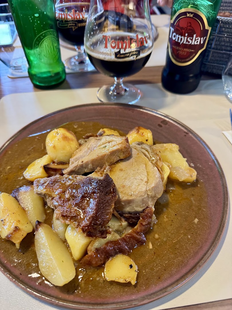 Dvije lipe: appetizing food and drink photo