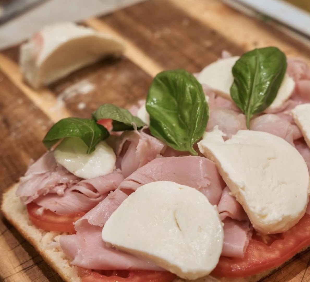 Focaccina: appetizing photo of restaurant food