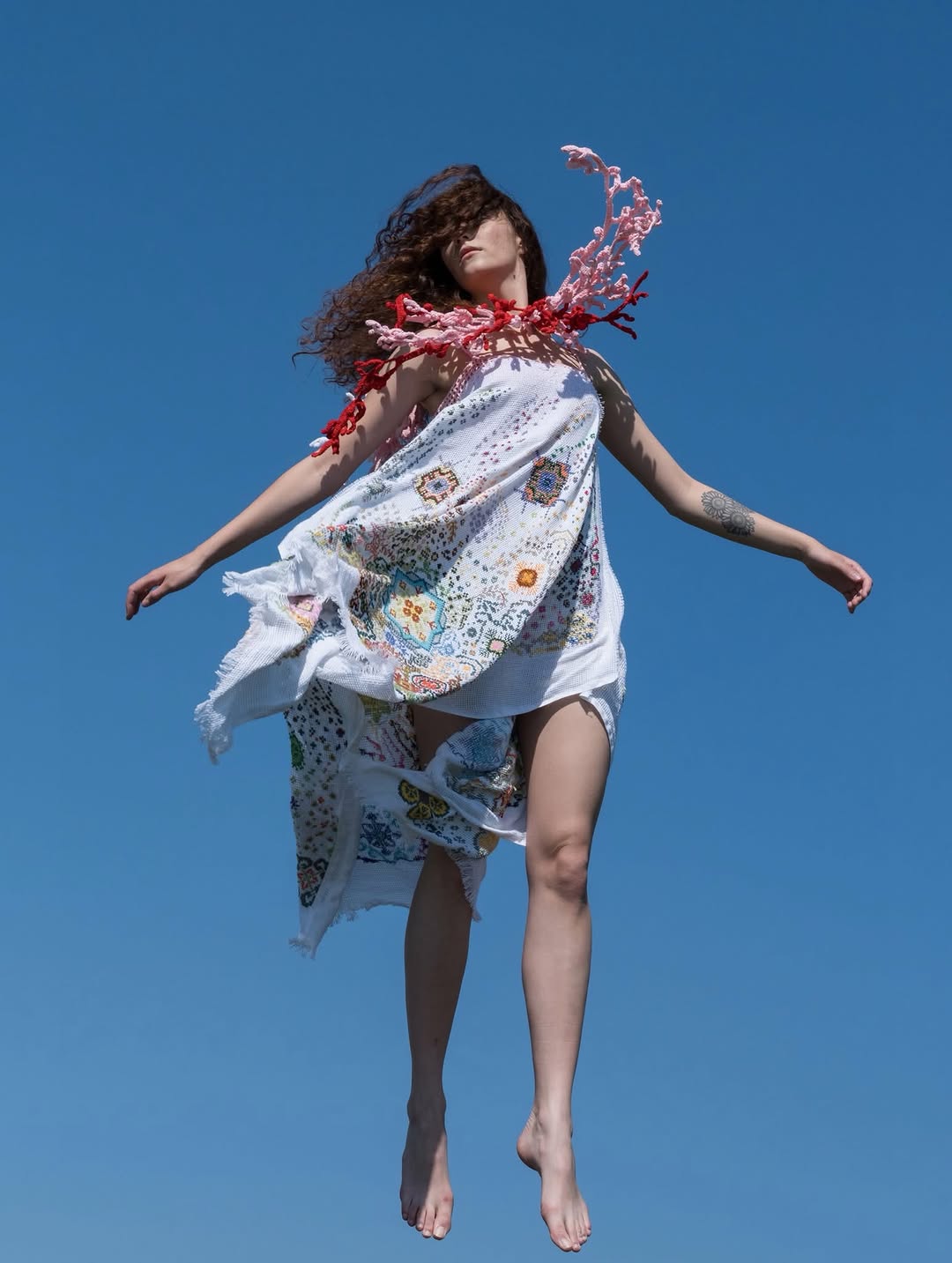 Garderoba²: professional fashion photography showcasing product
