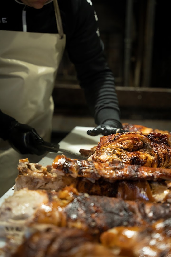 Janje&Prase: high quality food preparation shot