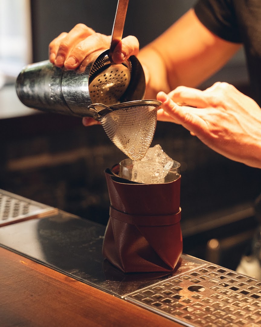 KOI: professional high-quality cocktail preparation photo