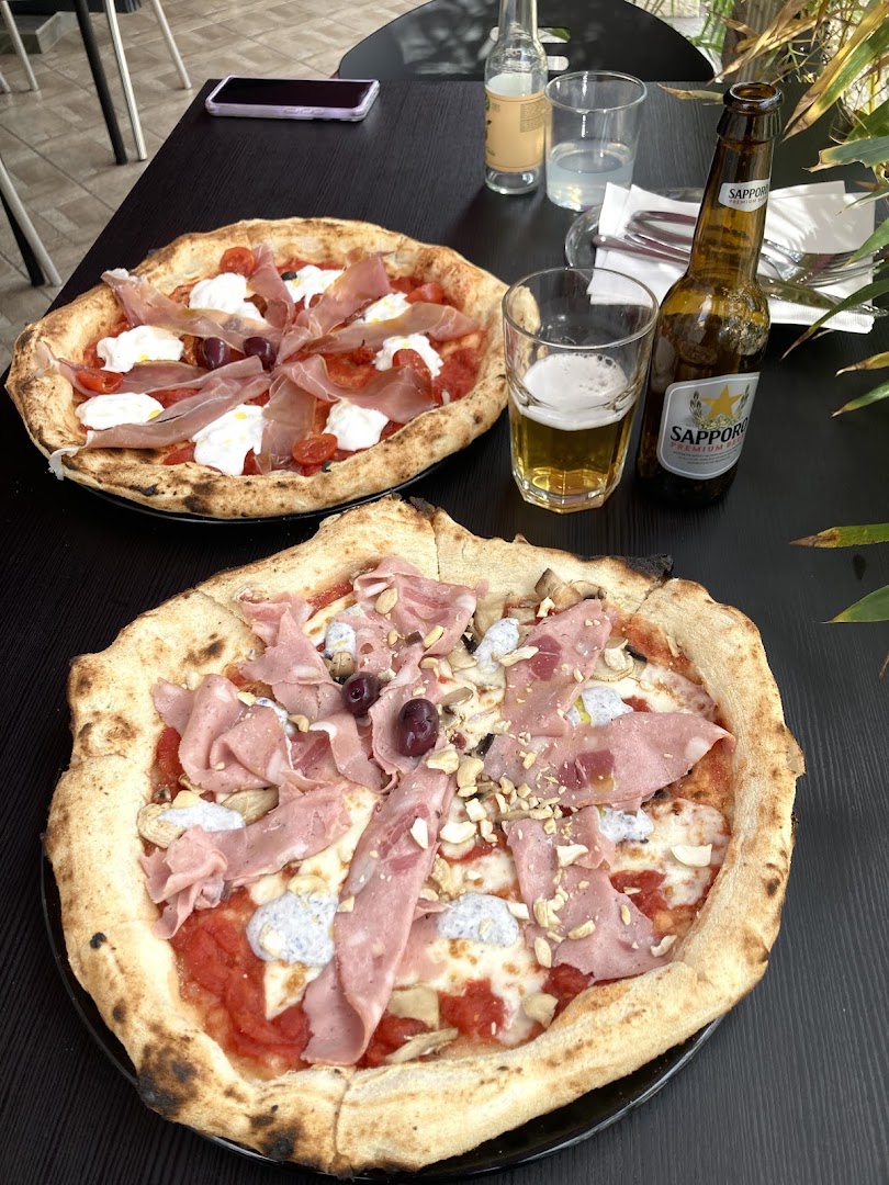Pizza Shango: appetizing photo of restaurant food