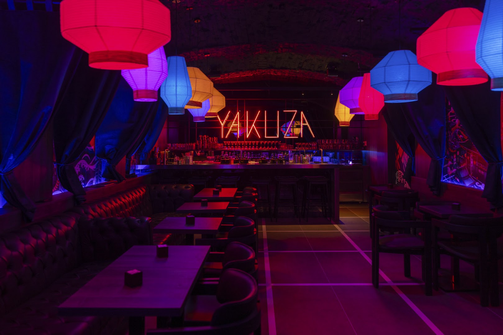 Yakuza Bar: atmospheric and professional interior shot