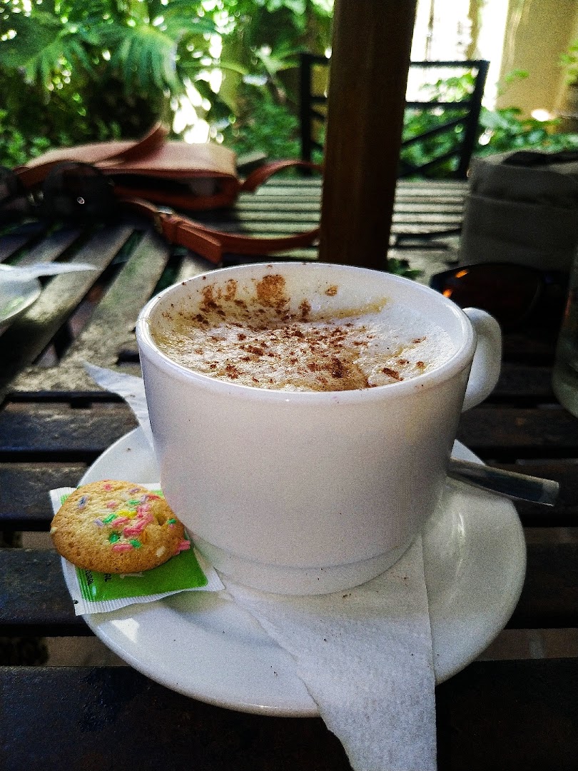 Café Ciudad: appetizing photo of coffee served