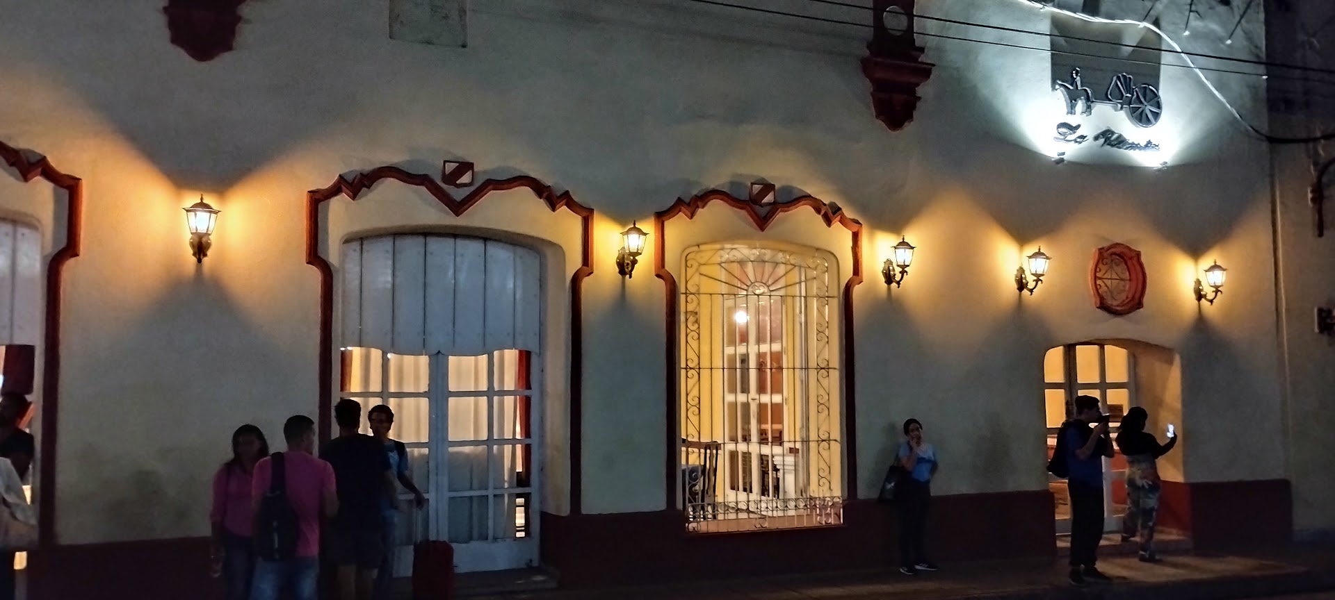 La Volanta: clear exterior shot of venue