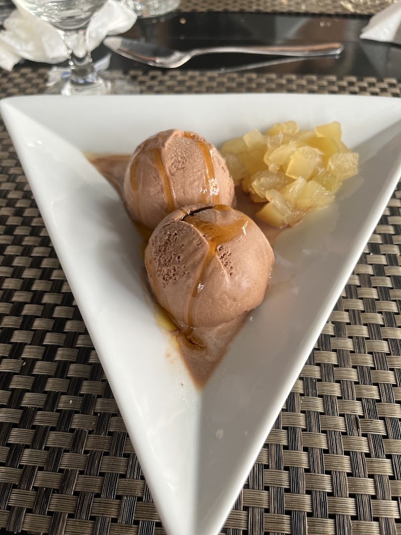 Café Paulina: appetizing photo of served dessert