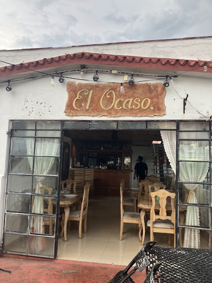 El Ocaso: clear exterior shot of restaurant