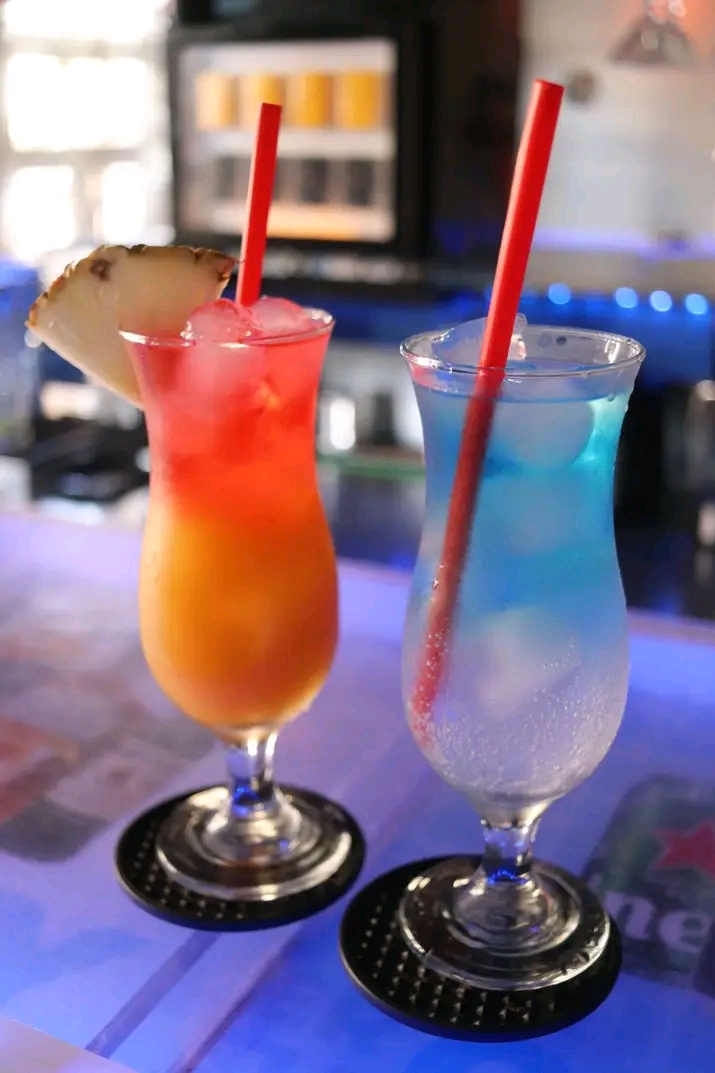 Benjuly Bar: appealing photo of restaurant drinks