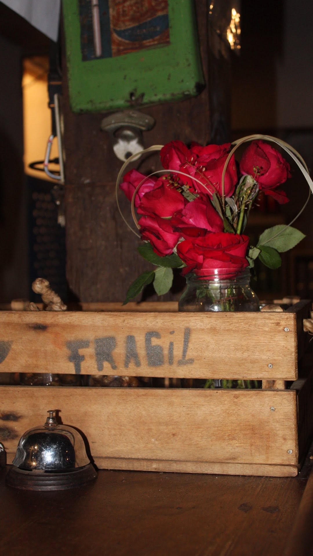 Bar Restaurante Giroud: attractive, high-quality restaurant decor detail