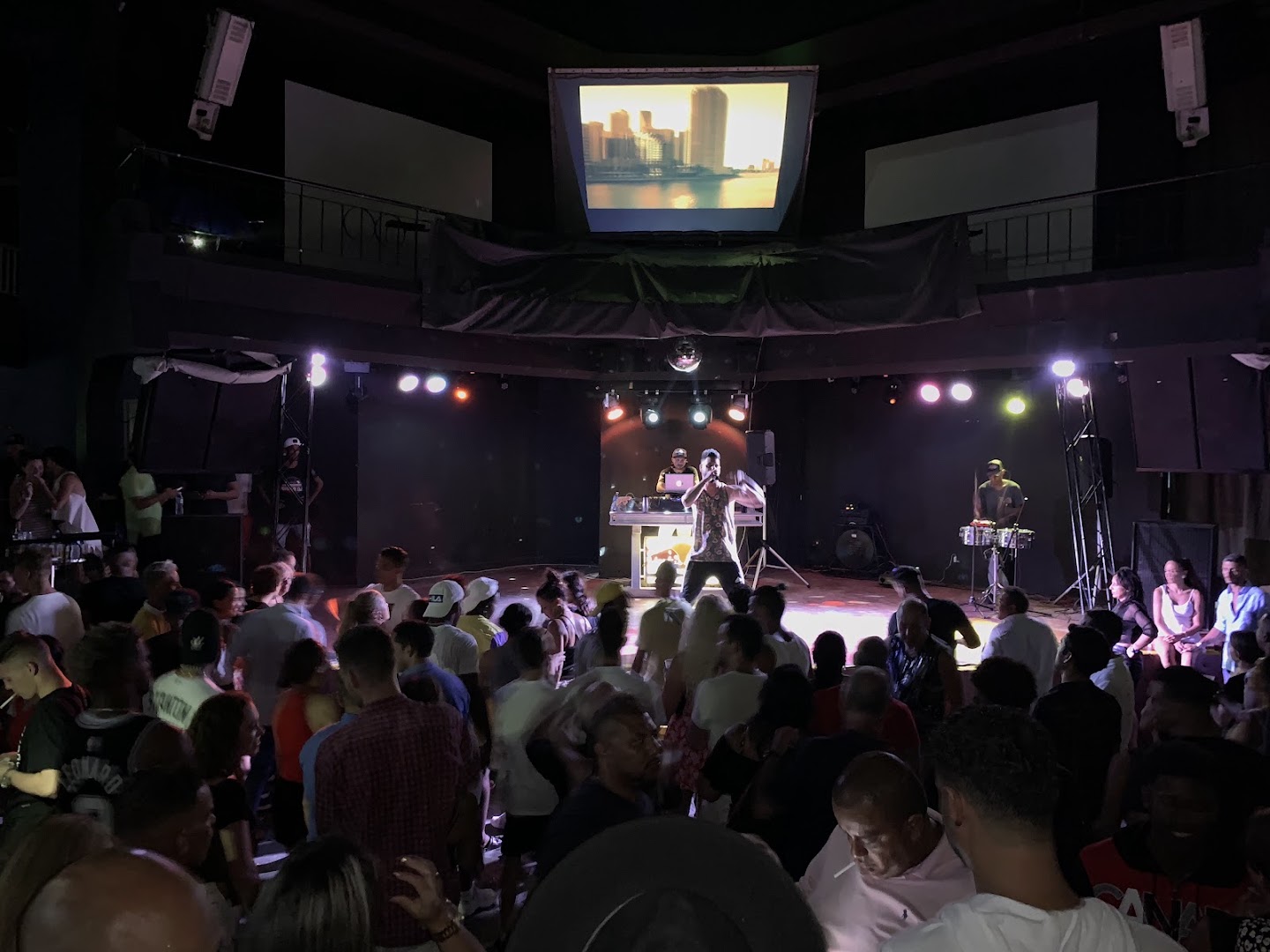 La Comparsita: venue atmosphere and event