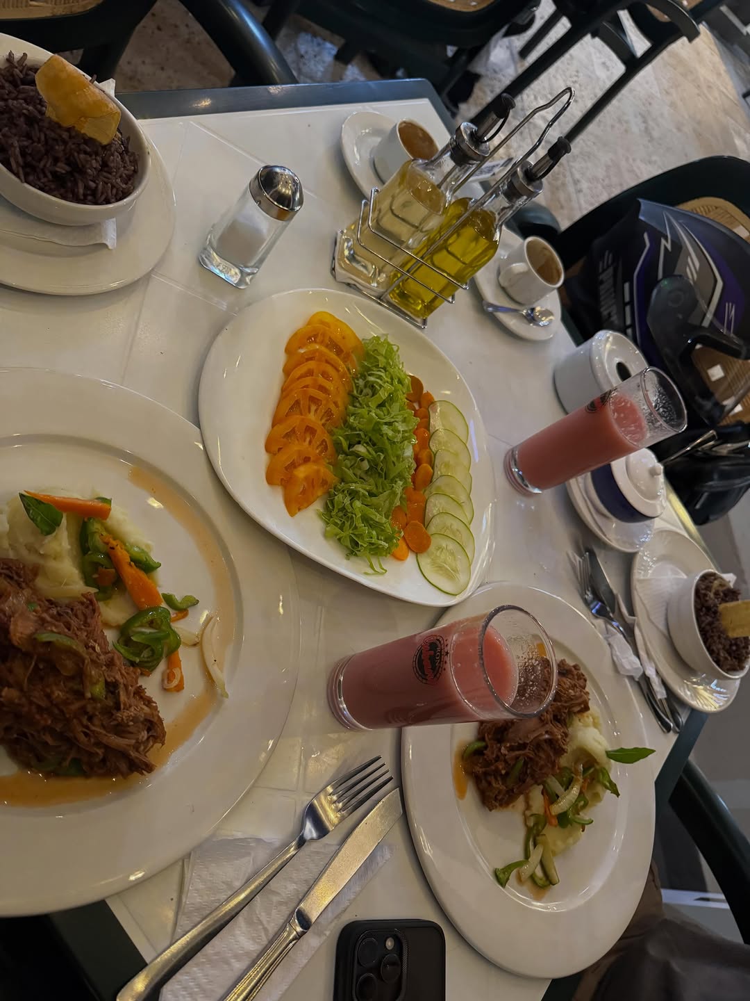 Vernissage La 36: appetizing photo of restaurant food