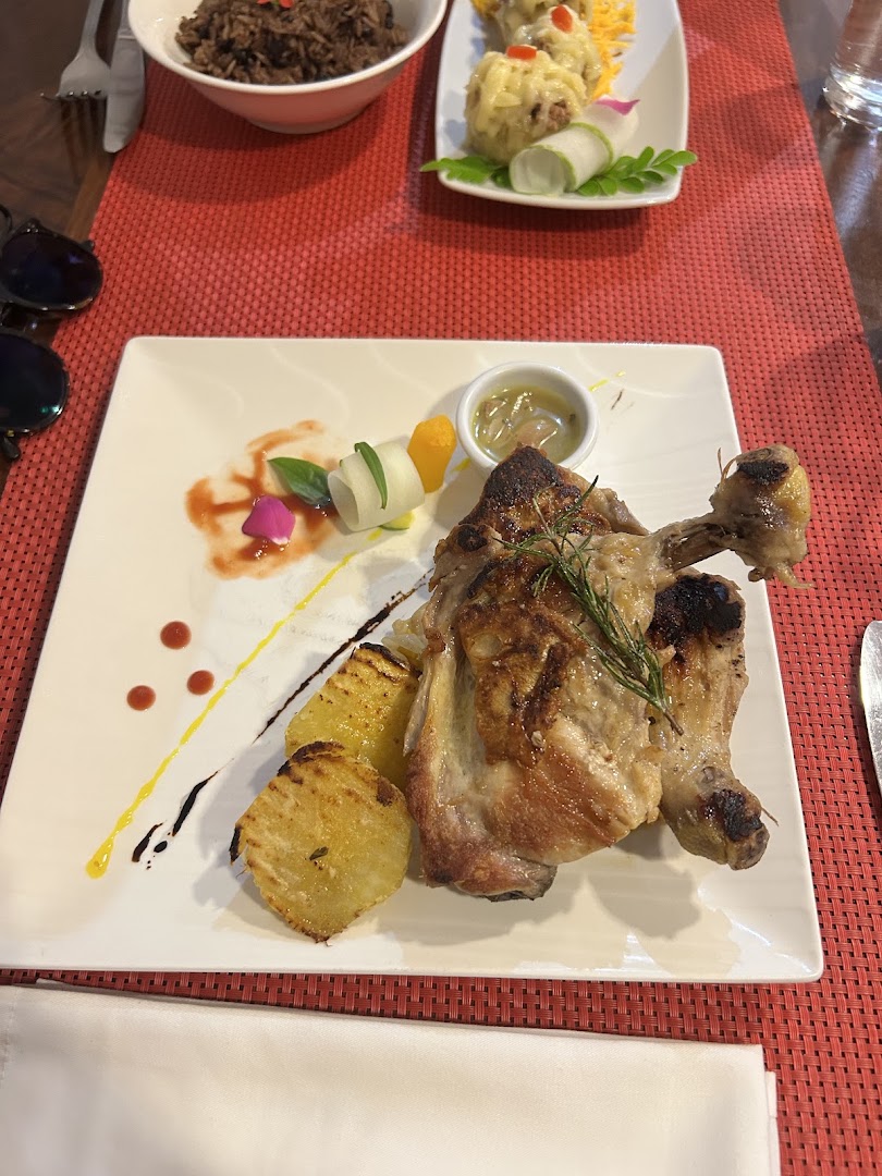 Waco's Club: appetizing, high-quality food photography