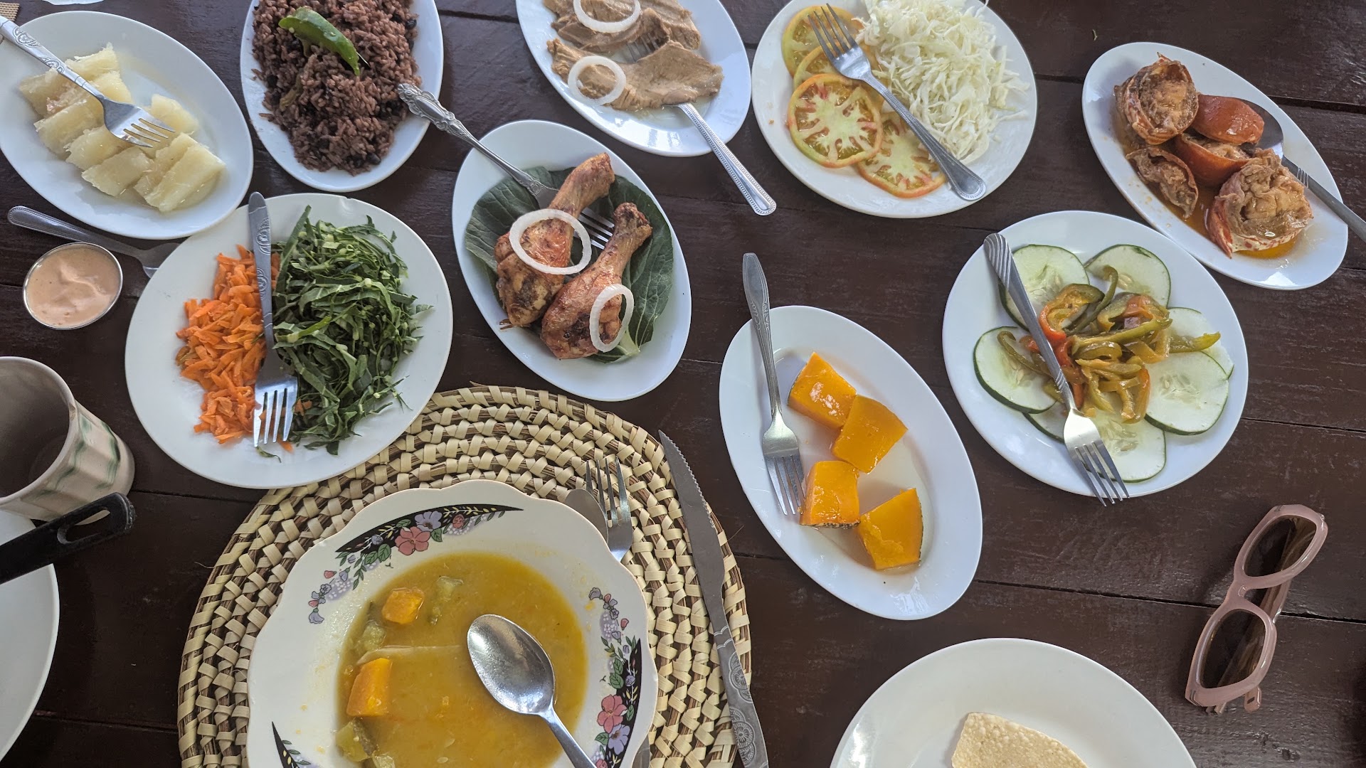 Finca Agroecológica El Paraíso: appetizing spread of fresh food