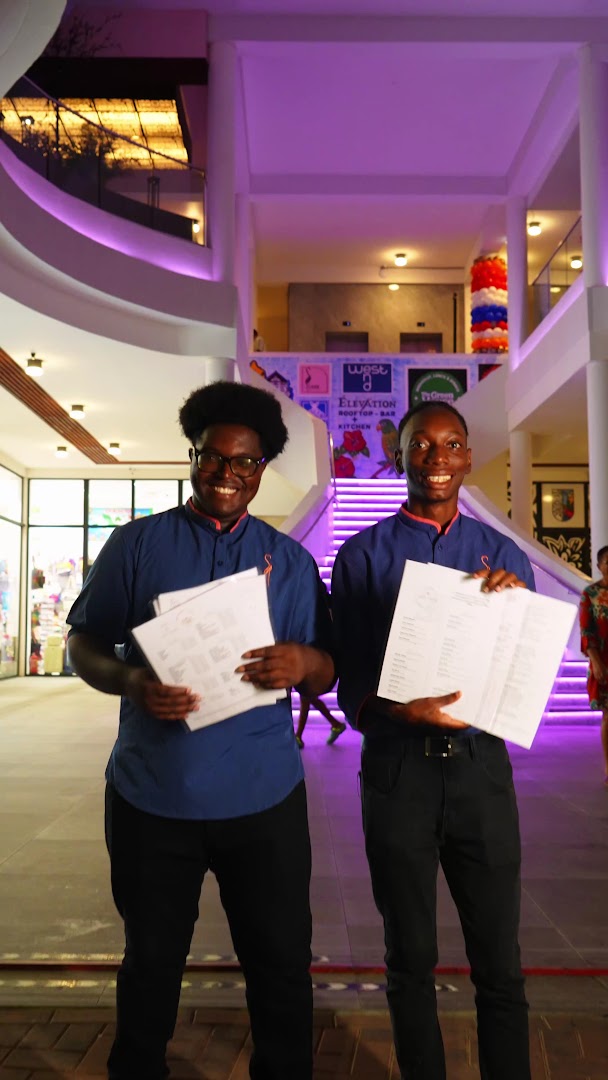 Haven Curaçao: professional staff photo at venue