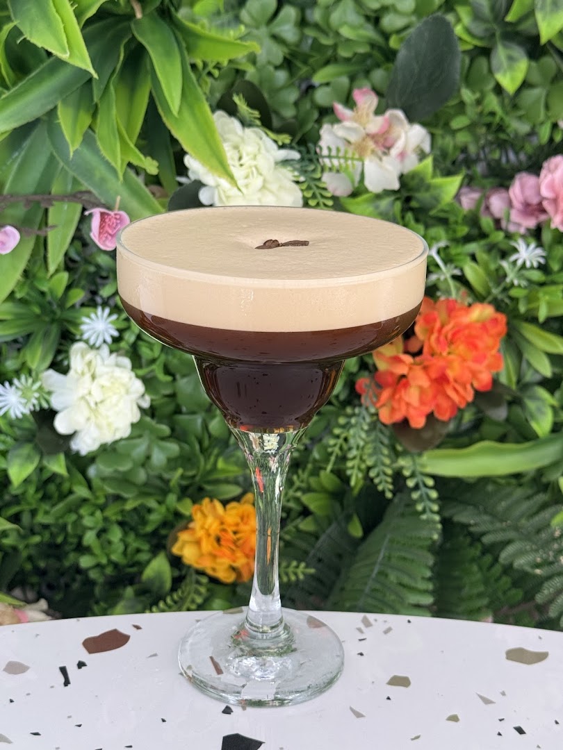 Graze Lounge: high quality cocktail photo