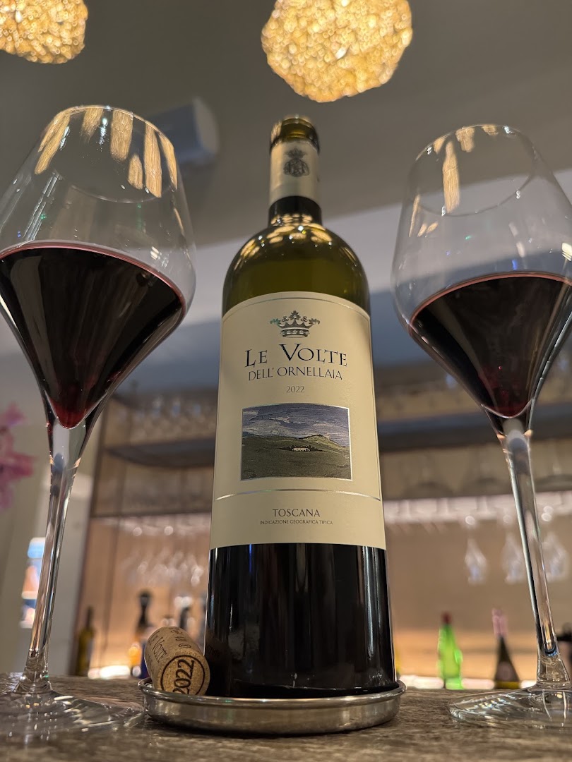 Arcadia Wine Bar: high quality wine bar photo