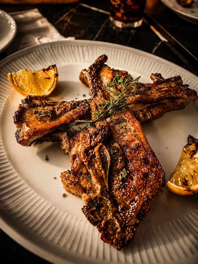 Clubhouse by Aris: appetizing, high-quality food photography
