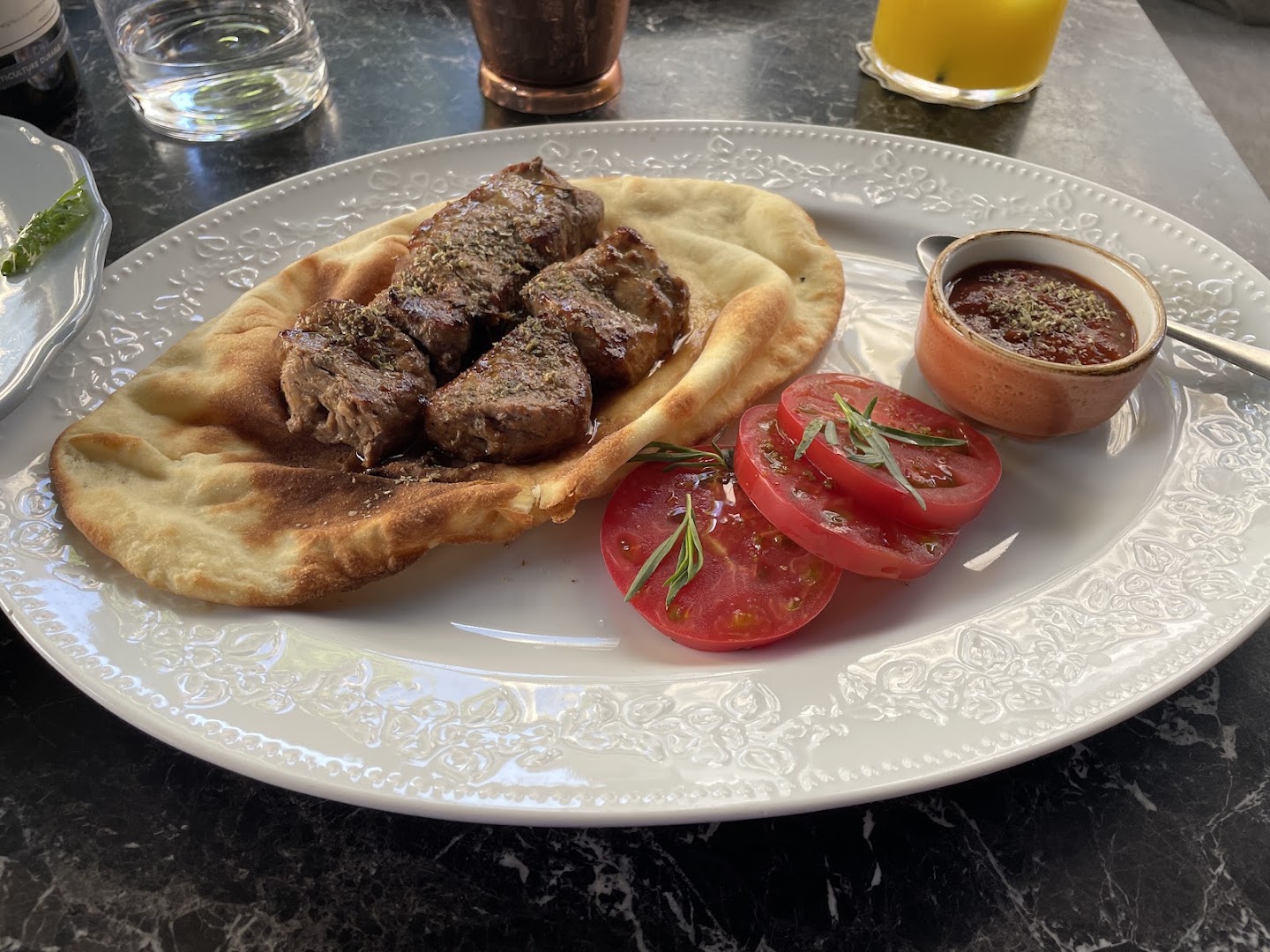 Leila: appetizing, high-quality food photography