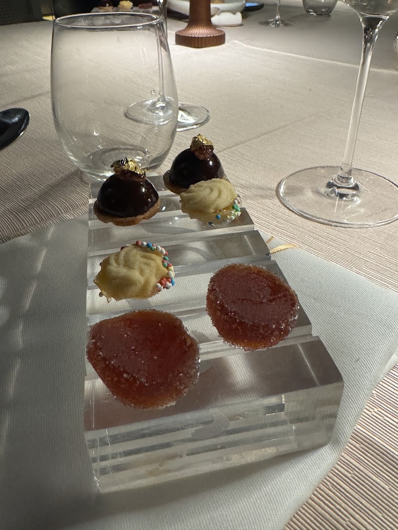 Rous: high quality food presentation