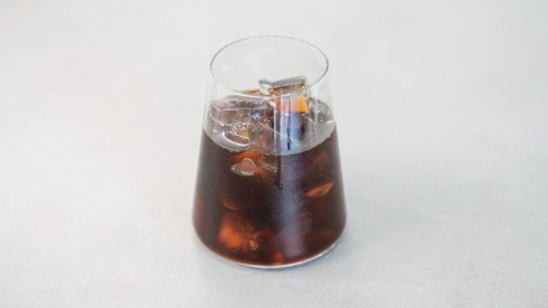 UTU Coffee: high quality product photography