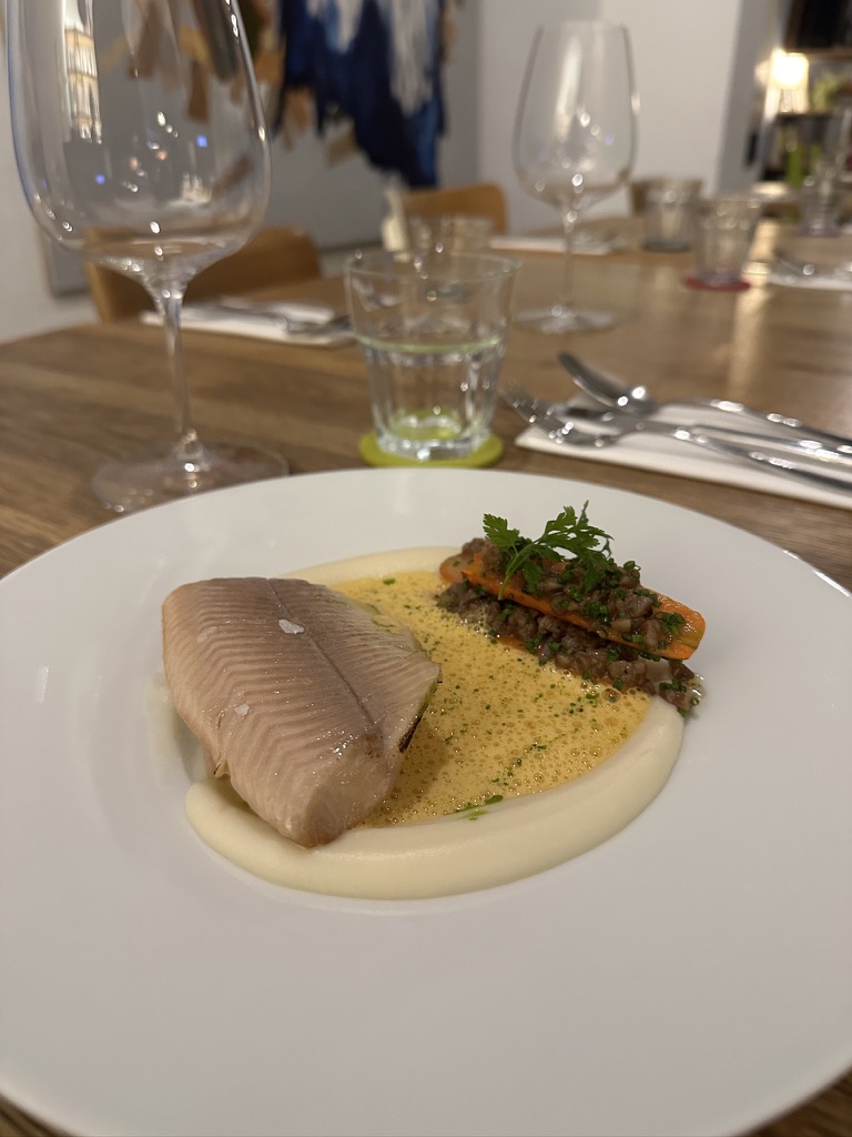 Atelier Cocktail Bar & Bistro: appetizing, high-quality food photography