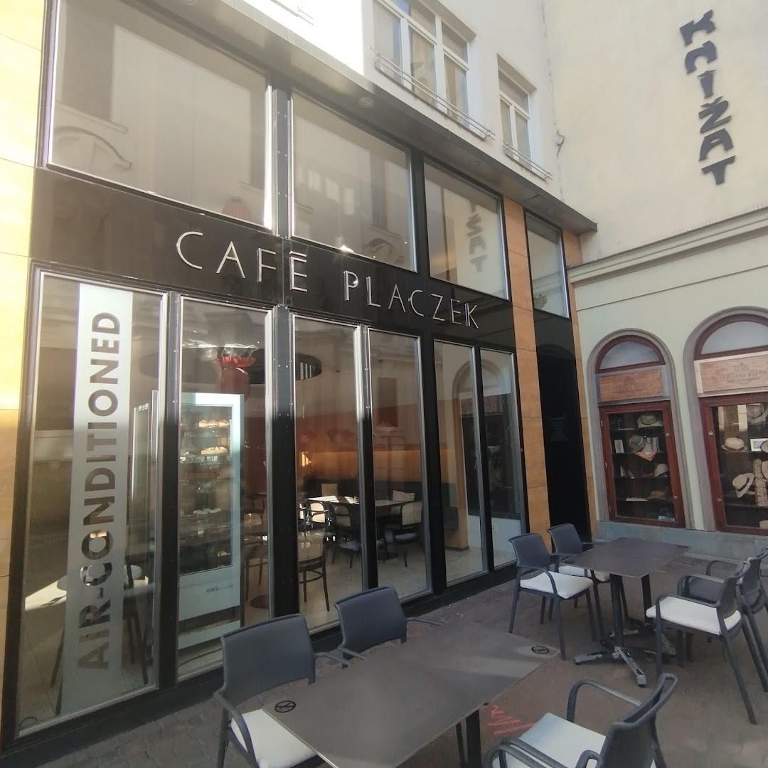 Café Placzek: clear exterior view of venue