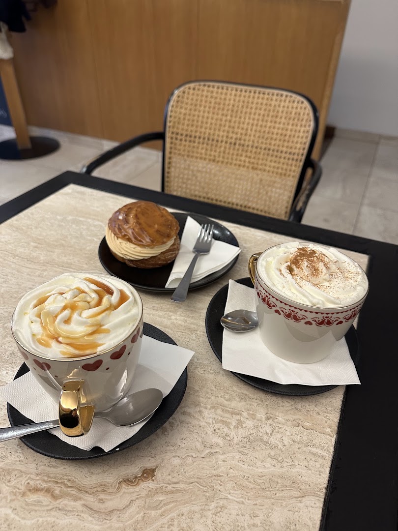 Café Placzek: appetizing photo of cafe offerings