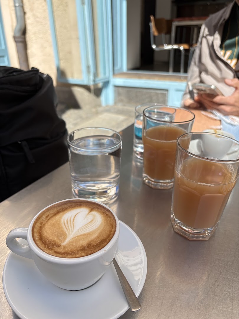 Café Tungsram: appealing shot of cafe drinks