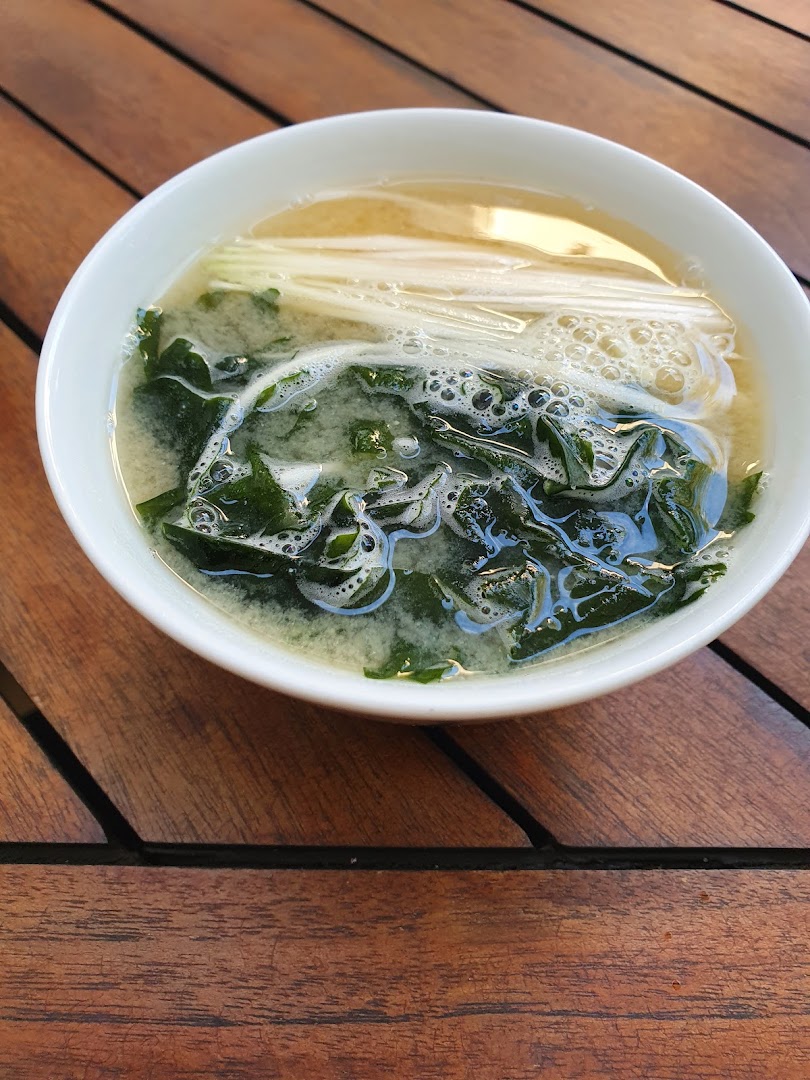 Koishi: appetizing photo of restaurant food