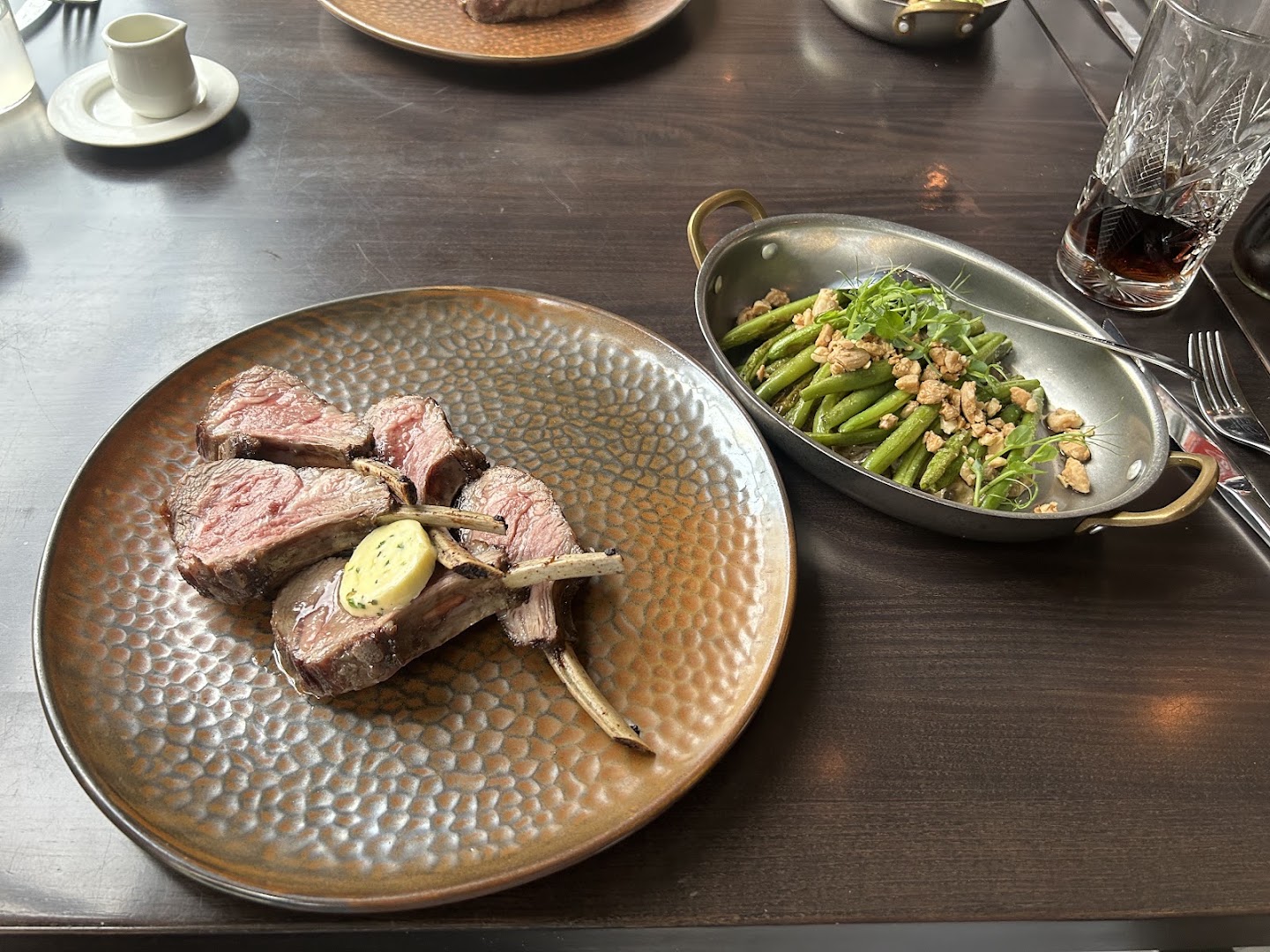 Pavillon Steak House: appetizing, high-quality food photography