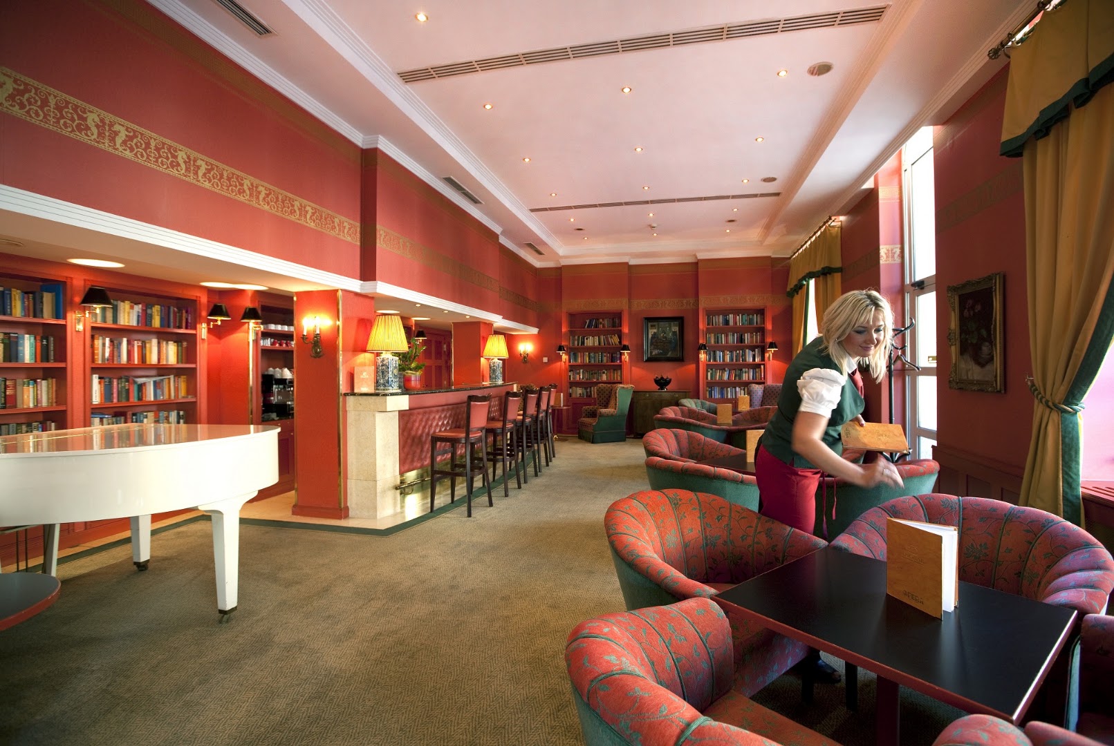Opera Cafe & Bar: professional shot of venue interior