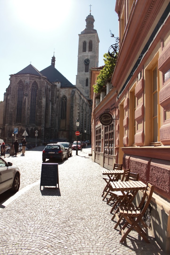 Café Havlíček: attractive exterior showing venue atmosphere