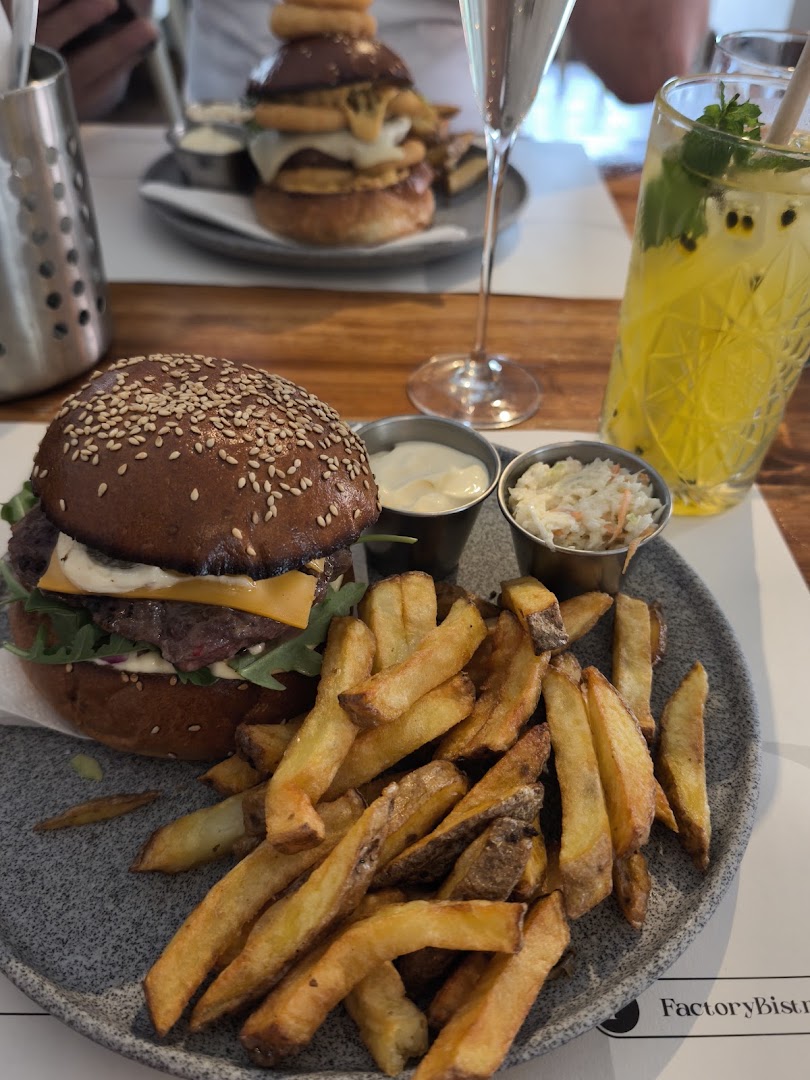 Factory Bistro Cafe Bar: appetizing food photography