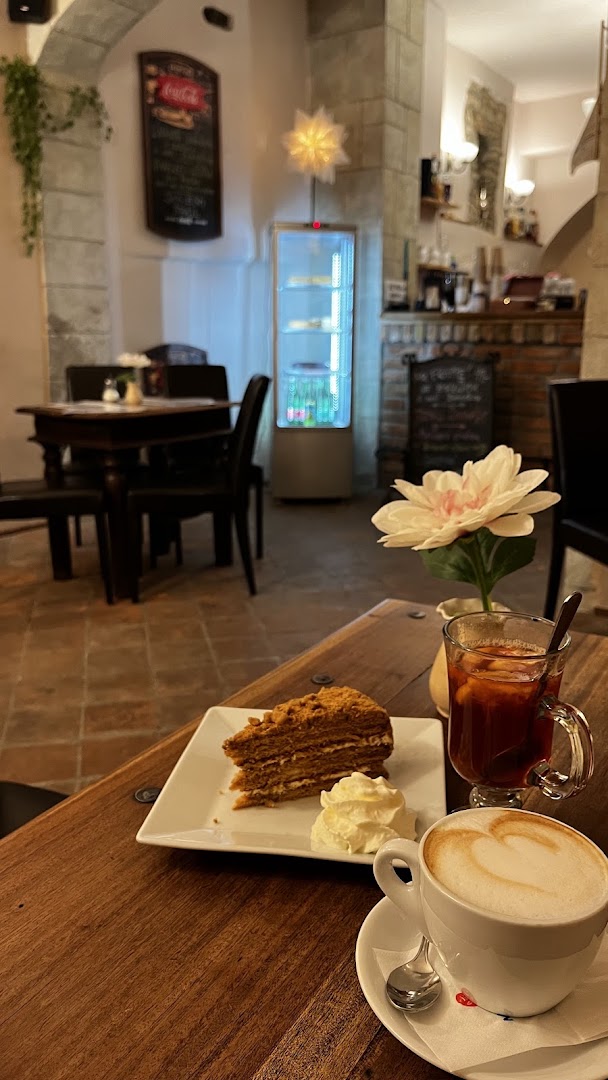 Café LuVer: inviting atmosphere with quality food
