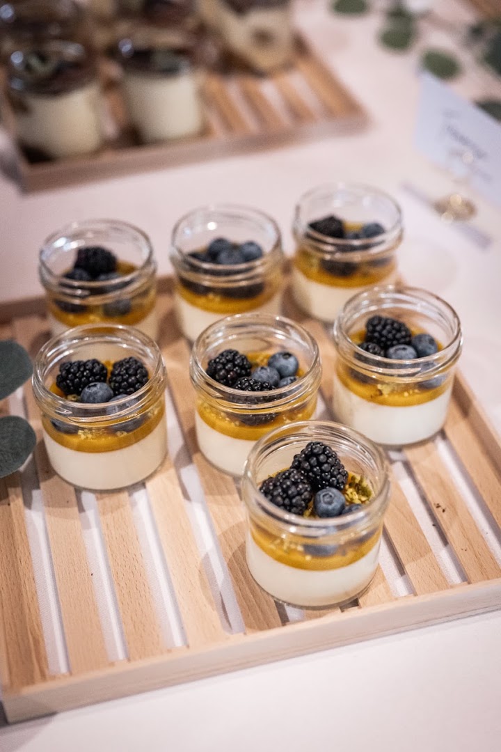 Coffee Library: appetizing, high-quality food photography