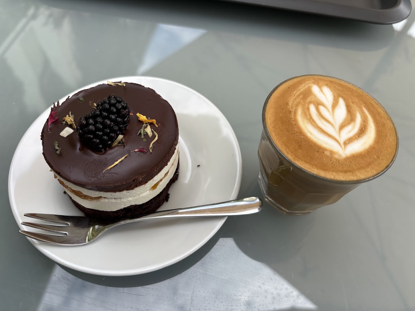 Coffee Library: appetizing, high-quality food photography