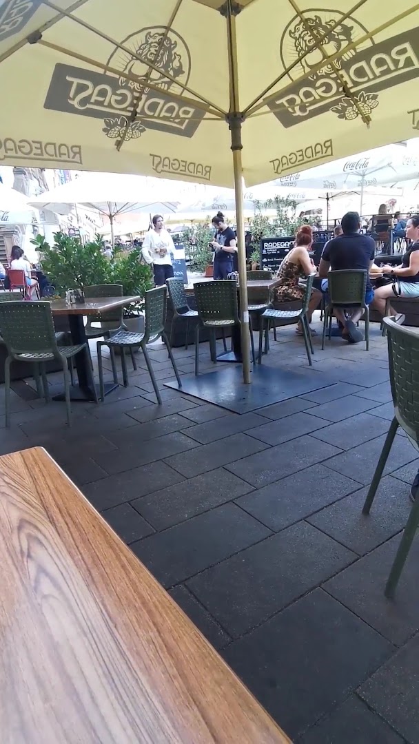 Hanácká hospoda: restaurant terrace atmosphere