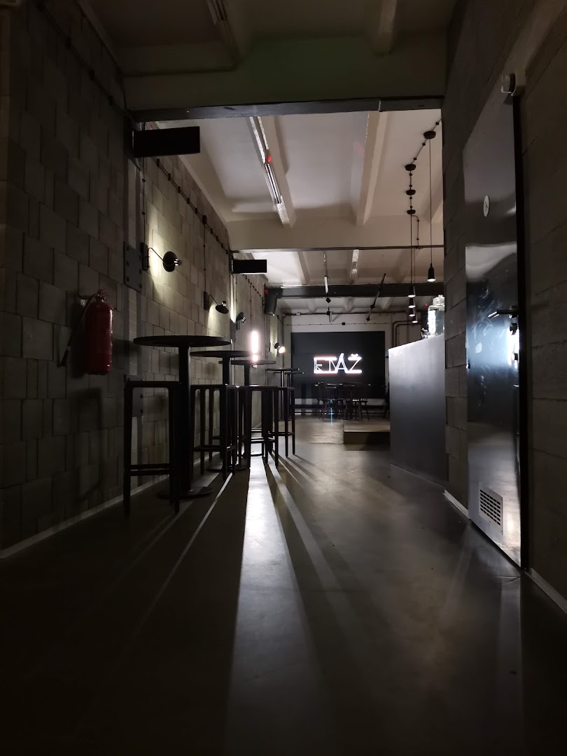 Etáž: atmospheric interior shot of bar