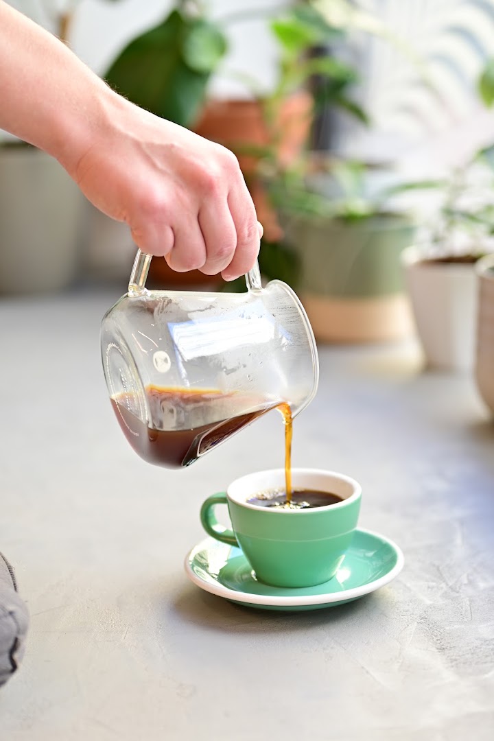 Kikafe: high quality, professional product shot