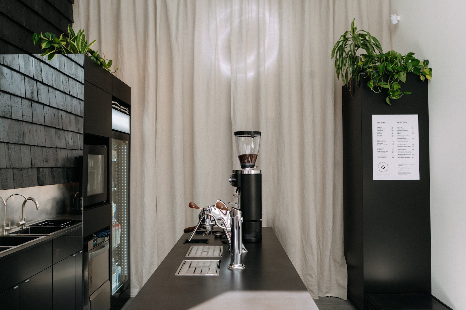 Pikola: clean professional interior shot