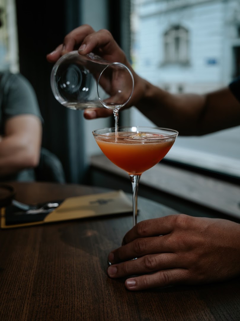 Sip&Dip: professional, high-quality cocktail pour shot