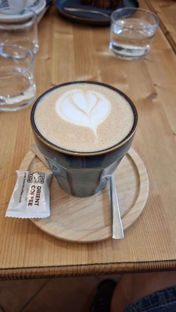 Orient Coffee: appealing coffee presentation