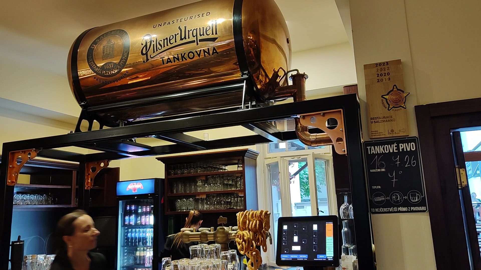 Restaurace U Salzmannů: authentic restaurant interior atmosphere