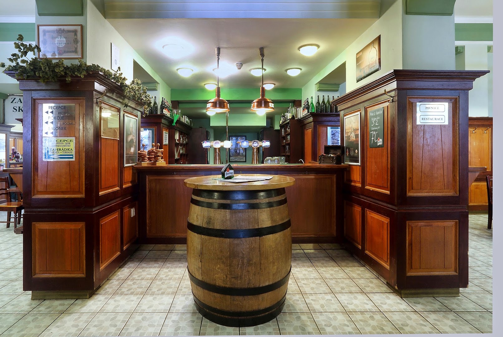 Restaurace U Salzmannů: clear, professional interior shot