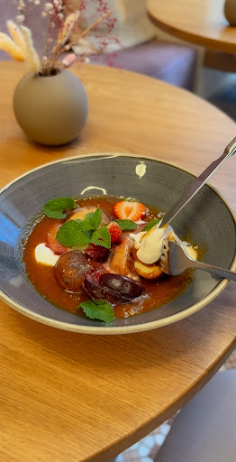 Café Revoluční: appetizing, high-quality food photography